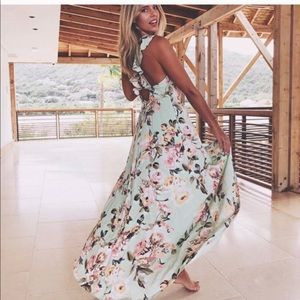 privacy please Fillmore  floral dress 👗 🌸